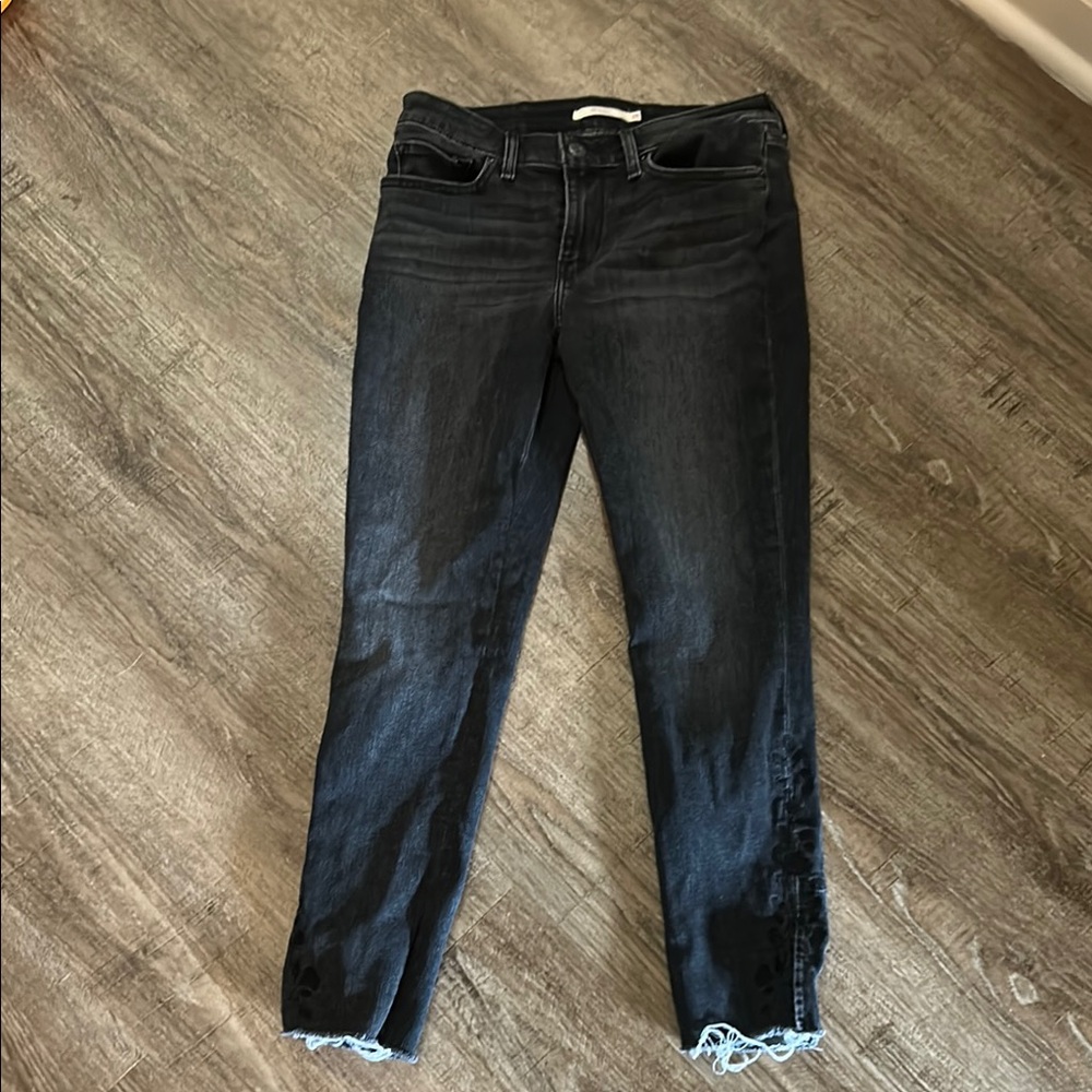 Levi's - Picture 5 of 9